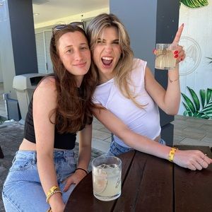 Meet your Posher, Hailey